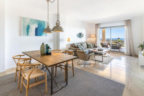 Sea Views and Garden in Hacienda Cifuentes, Estepona